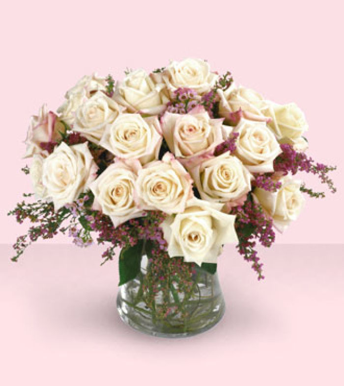 FTD Monticello Rose Bouquet