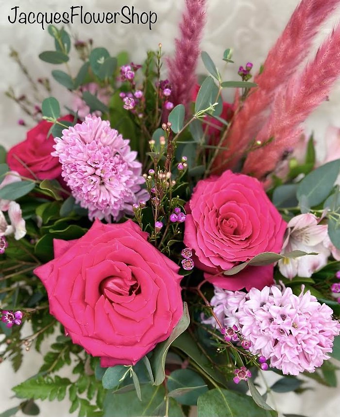JQ24 Barbie\'s Dream Bouquet