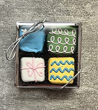 10\" Fancy Hanging Basket (Cold)